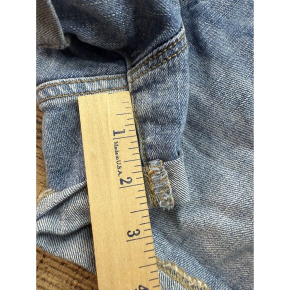 Old Navy Boyfriend Denim Shorts Size 6 Distressed Blue Jean Cuffed Casual - Picture 2 of 7